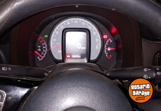 Autos - Fiat Mobi 2017 Nafta 136000Km - En Venta