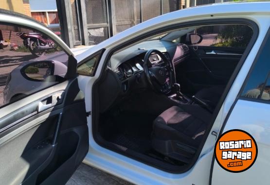 Autos - Volkswagen Golf 2015 Nafta 111111Km - En Venta