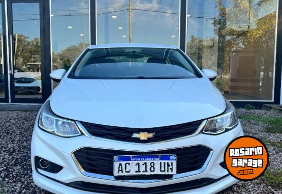 Autos - Chevrolet CRUZE 2017 Nafta 130000Km - En Venta