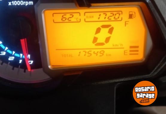 Motos - Benelli TNT 300 2021 Nafta 17600Km - En Venta