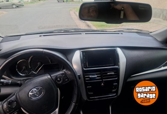 Autos - Toyota Yaris 2019 Nafta 97000Km - En Venta