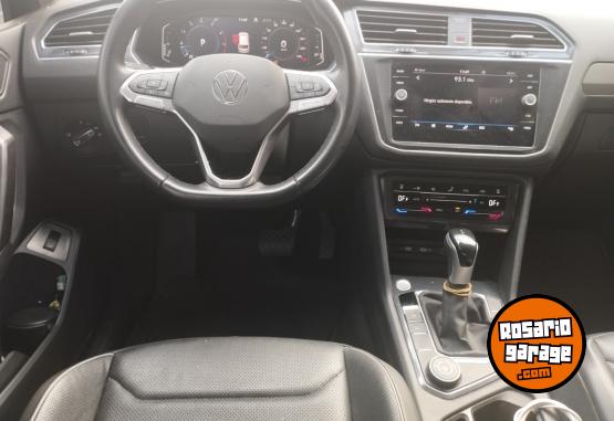 Camionetas - Volkswagen TIGUAN 2.0 LIFE 4X4 7 AS 2023 Nafta  - En Venta
