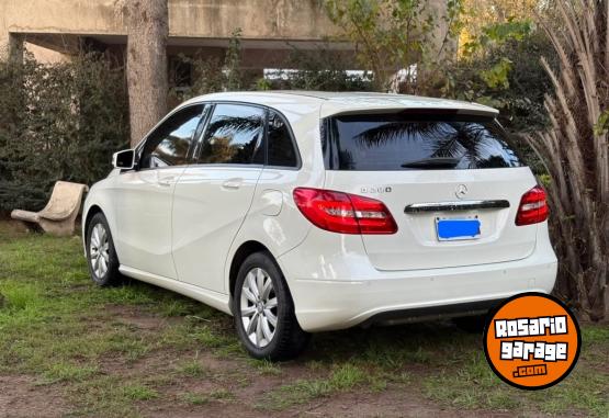 Autos - Mercedes Benz b200 2014 Nafta 140000Km - En Venta