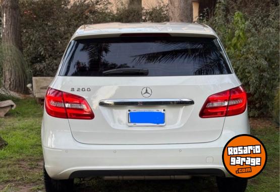 Autos - Mercedes Benz b200 2014 Nafta 140000Km - En Venta