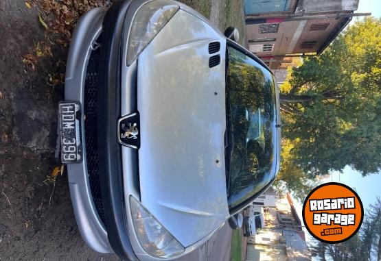 Autos - Peugeot 206 2008 Nafta 236000Km - En Venta