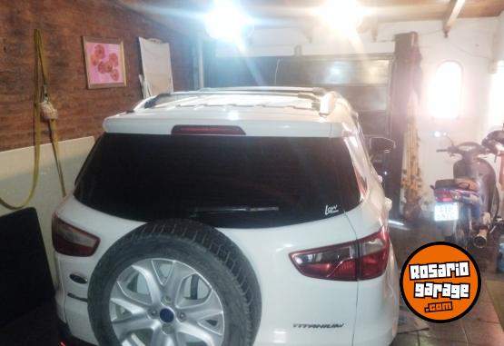 Camionetas - Ford Ecosport titanium 2.0 2013 GNC 220000Km - En Venta
