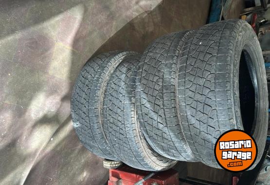 Accesorios para Autos - Cubiertas(245.65,17) pirelli a�o 2022 - En Venta