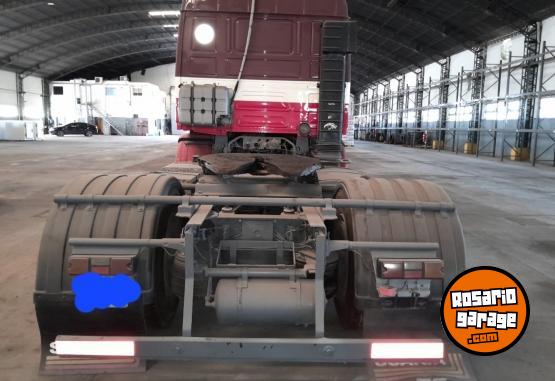 Camiones y Gr�as - Vendo , posibilidad de permuta - En Venta