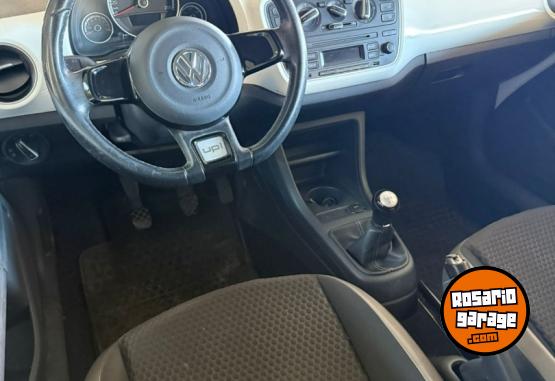 Autos - Volkswagen UP CROSS 2017 Nafta 132000Km - En Venta