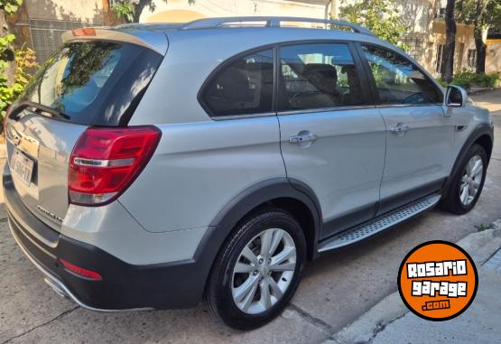 Camionetas - Chevrolet Captiva 2.2 at ltz 7plaza 2016 Diesel 108000Km - En Venta