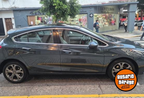 Autos - Chevrolet Cruze ltz 1ra mano permut 2017 Nafta 86000Km - En Venta