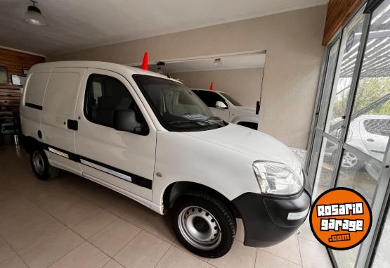 Utilitarios - Citroen BERLINGO 2016 Diesel 122500Km - En Venta