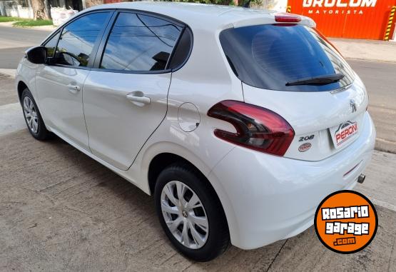 Autos - Peugeot 208 Active 1.6 2017 Nafta 74000Km - En Venta