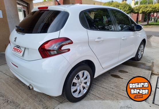 Autos - Peugeot 208 Active 1.6 2017 Nafta 74000Km - En Venta