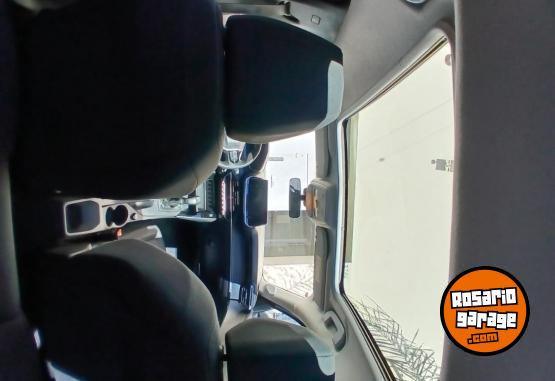 Autos - Peugeot 208 active 2021 Nafta 82500Km - En Venta