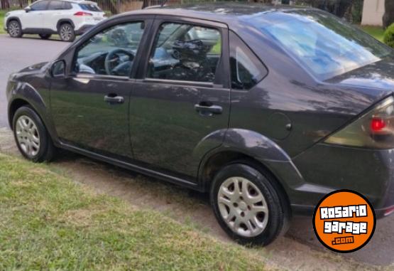 Autos - Ford Fiesta ambiente  titular 2012 Nafta 115000Km - En Venta