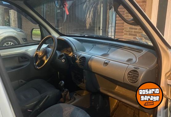 Utilitarios - Renault Kangoo 1999 Diesel 225000Km - En Venta