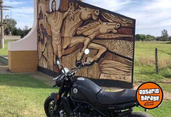 Motos - Benelli Leoncino 500 2022 Nafta 11500Km - En Venta