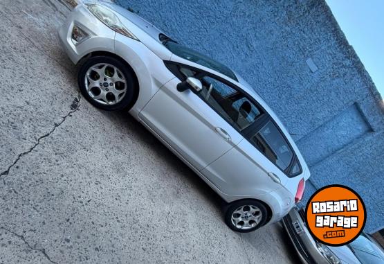 Autos - Ford Fiesta kinetic 2011 Nafta 100000Km - En Venta
