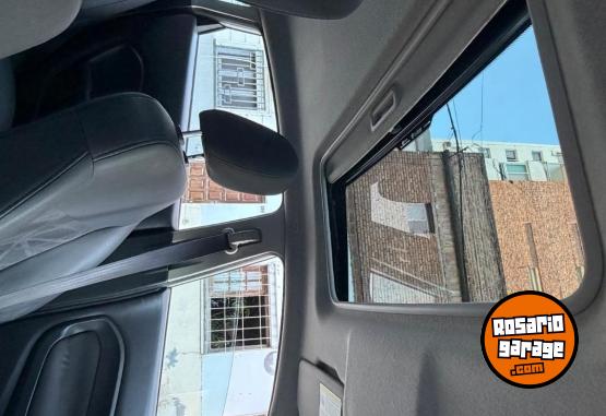 Autos - Ford Fiesta kinetic 2011 Nafta 100000Km - En Venta