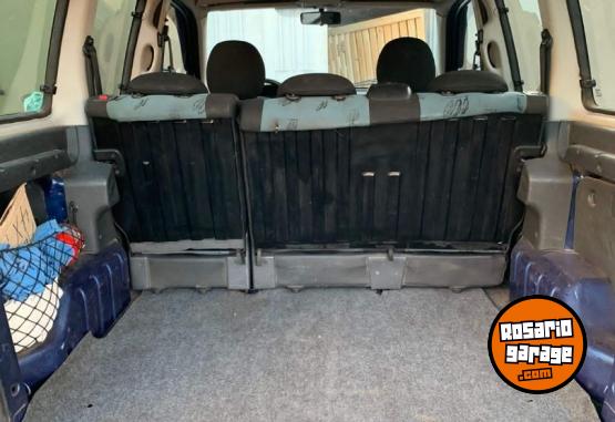 Utilitarios - Peugeot Partner 2009 Diesel 300000Km - En Venta