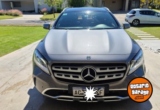 Autos - Mercedes Benz gla 200 2018 Nafta 158000Km - En Venta