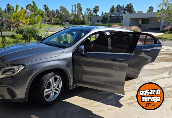 Autos - Mercedes Benz gla 200 2018 Nafta 158000Km - En Venta