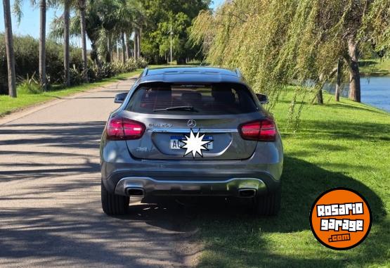 Autos - Mercedes Benz gla 200 2018 Nafta 158000Km - En Venta