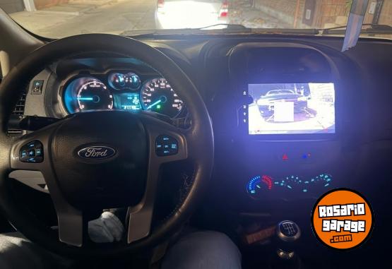 Camionetas - Ford Ranger XLT 4X4 2013 Diesel 211000Km - En Venta