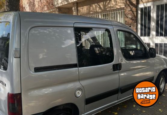 Utilitarios - Peugeot Partner 2005 Diesel 301300Km - En Venta
