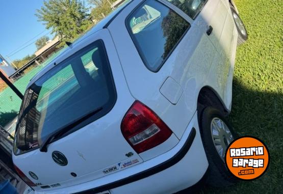 Autos - Volkswagen Gol 2004 Nafta 76000Km - En Venta