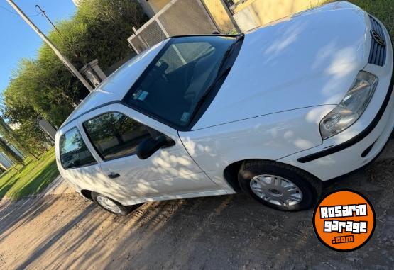 Autos - Volkswagen Gol 2004 Nafta 76000Km - En Venta
