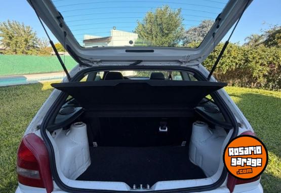 Autos - Volkswagen Gol 2004 Nafta 76000Km - En Venta