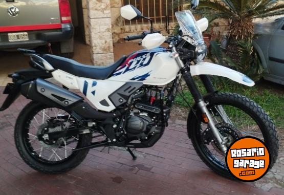 Motos - Hero Xpulse 2024 Nafta 6400Km - En Venta