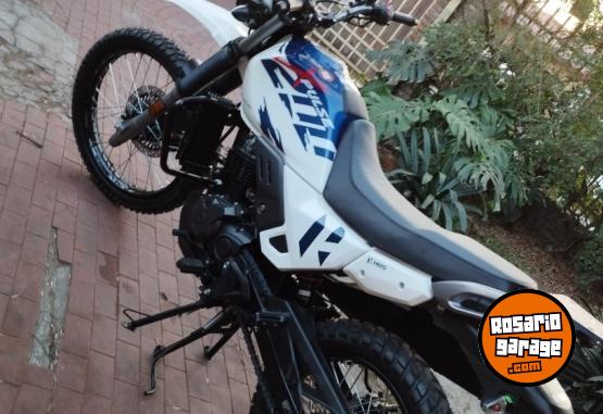 Motos - Hero Xpulse 2024 Nafta 6400Km - En Venta