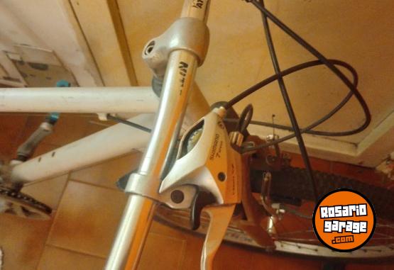 Deportes - Bicicleta Profesional de Pista/Ruta rodado 26     Excelente estado! - En Venta