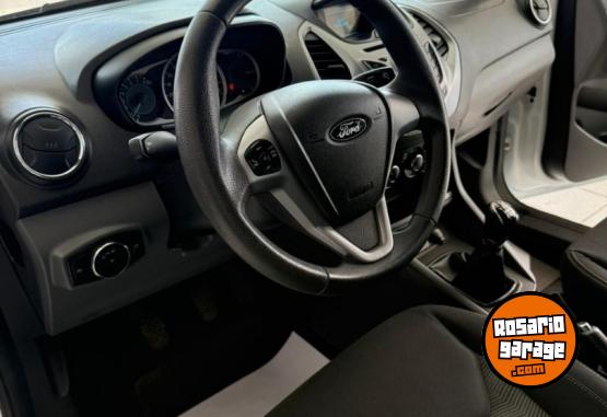 Autos - Ford Ka SEL 2017 Nafta 67000Km - En Venta