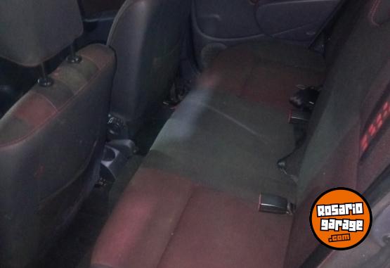 Autos - Renault SANDERO 2012 Nafta 140000Km - En Venta