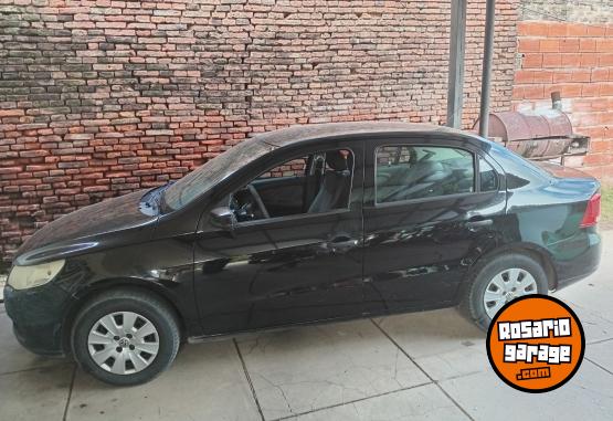 Autos - Volkswagen Voyage 2010 GNC 129000Km - En Venta
