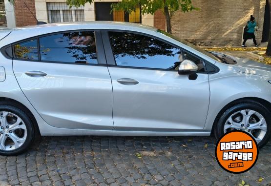 Autos - Chevrolet Cruze LT 2018 Nafta 85000Km - En Venta