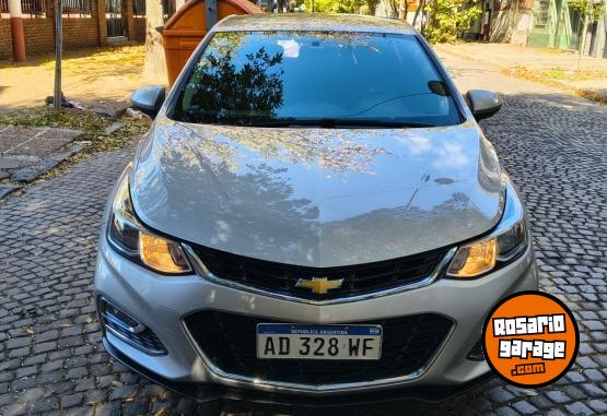 Autos - Chevrolet Cruze LT 2018 Nafta 85000Km - En Venta