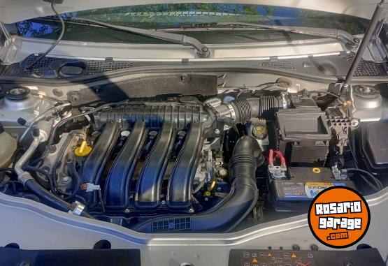 Camionetas - Renault Duster Privilege 2.0 4x4 2016 Nafta 77500Km - En Venta