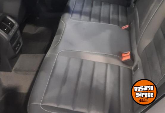 Autos - Volkswagen TAOS HIGHLINE 250 TSI 2022 Nafta 57000Km - En Venta