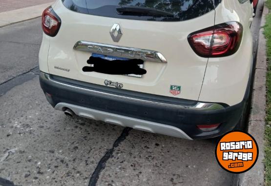Autos - Renault Captur 2017 Nafta 145000Km - En Venta