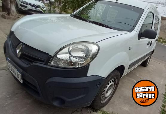 Utilitarios - Renault Kangoo 2016 Nafta 147000Km - En Venta
