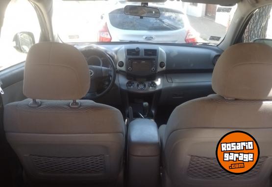Autos - Toyota RAV 4 2012 GNC 180000Km - En Venta