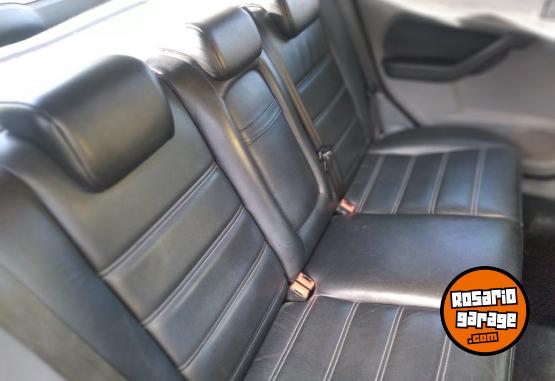 Autos - Ford Trend II 2011 Nafta 208000Km - En Venta