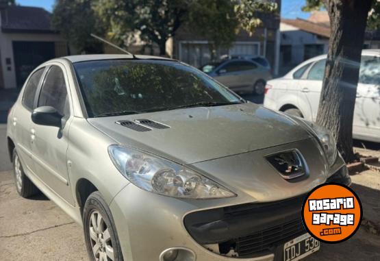 Autos - Peugeot 207 compact 2009 Nafta 185000Km - En Venta