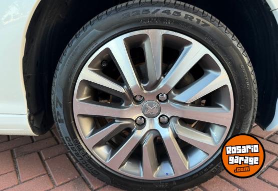 Autos - Peugeot 308 FELINE 2022 Diesel 38000Km - En Venta