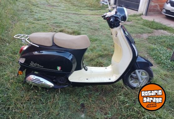 Motos - Motomel Strato Euro 150 2022 Nafta 11500Km - En Venta